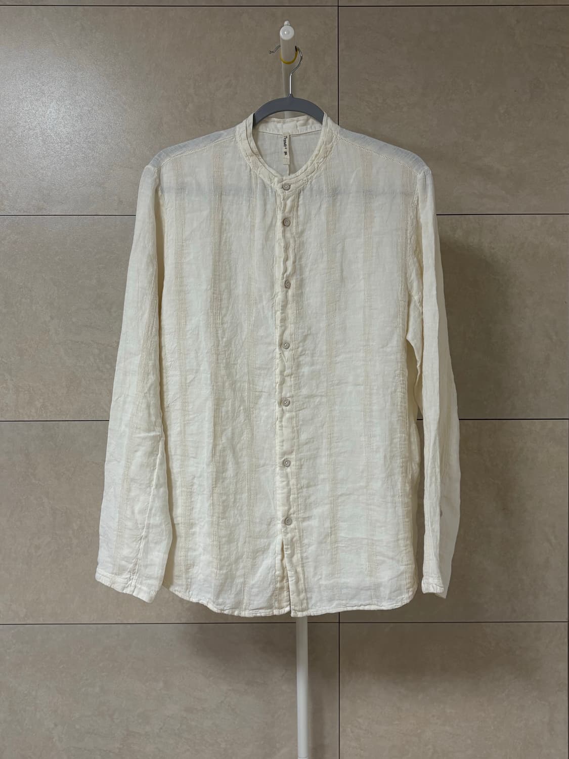 트랜짓 자카드 화이트 셔츠 상품이미지1