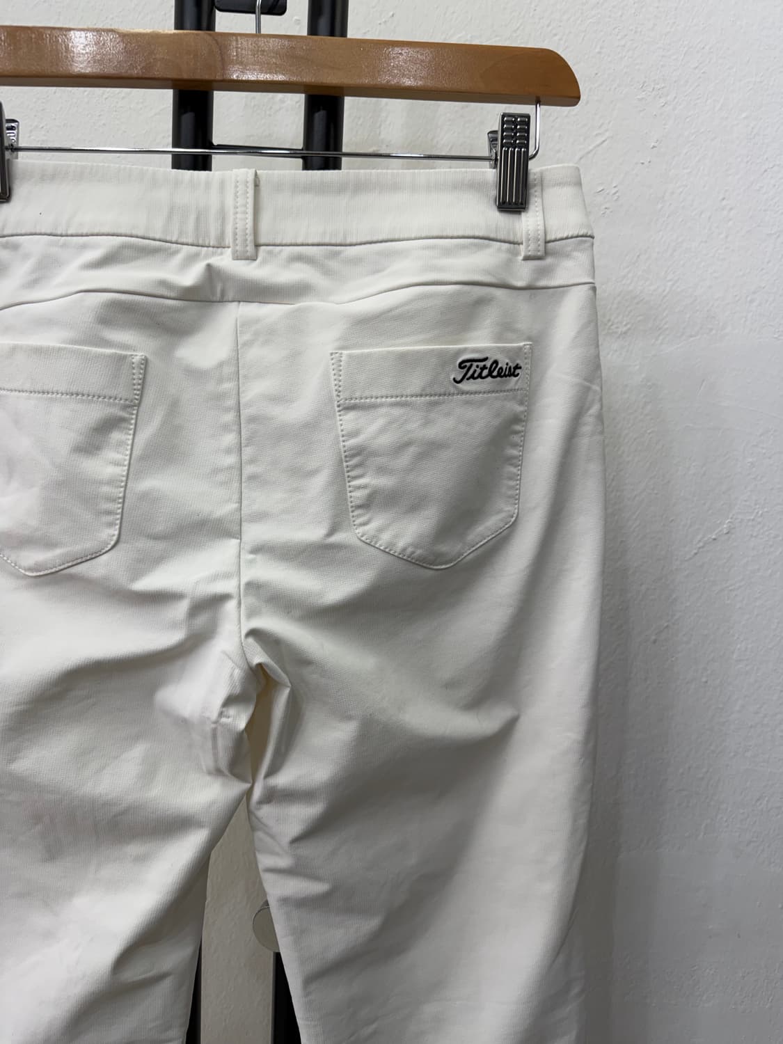 정품) 타이틀리스트 21ss 여성 화이트 삼선 라인 팬츠 28 상품이미지5