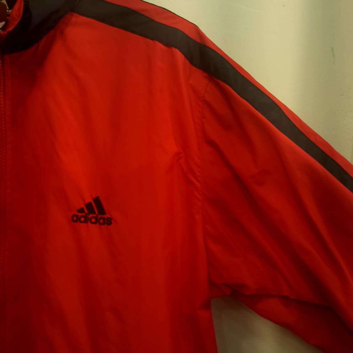 아디다스 레드 삼선 올드 자켓 바람막이 상품이미지1