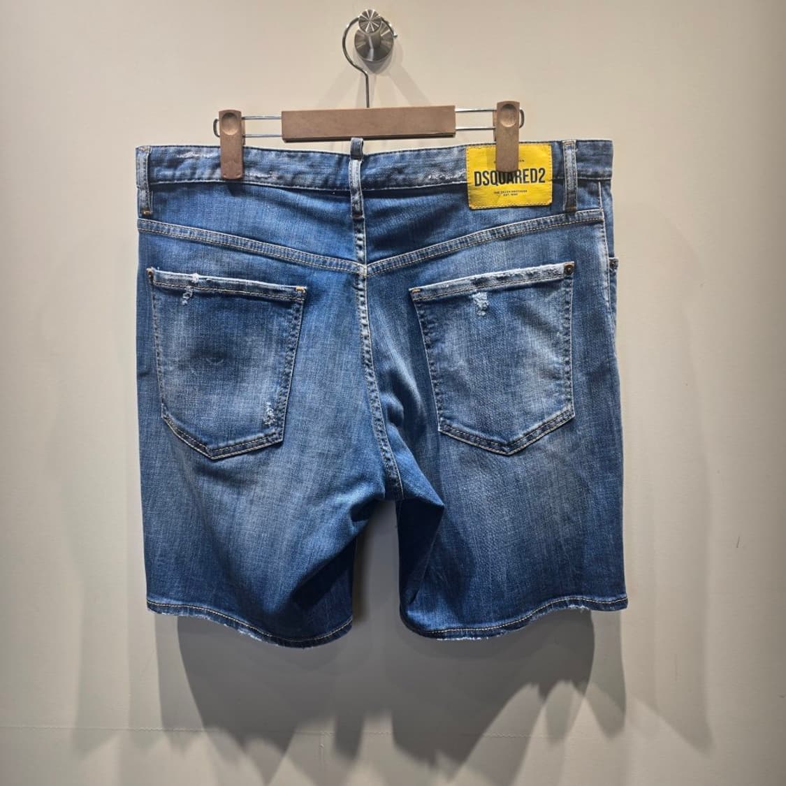 [중고/정품] 디스퀘어드 데님 숏팬츠 52 상품이미지2