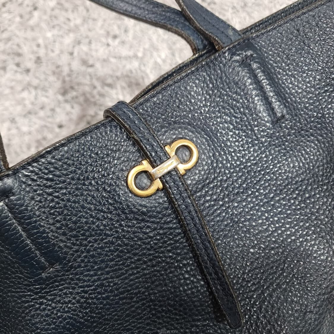 페라가모 간치니 쇼퍼백 스몰 상품이미지6