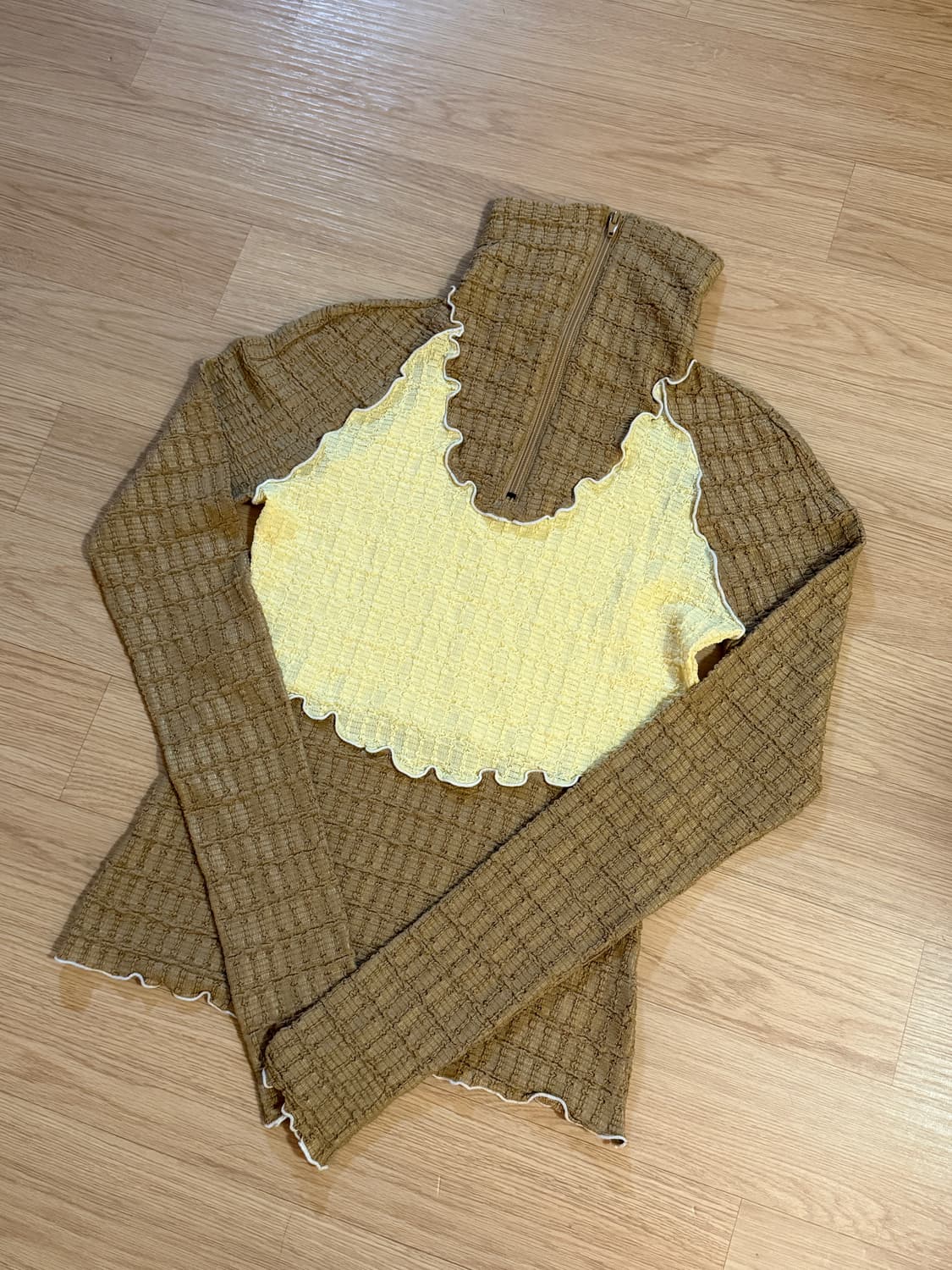 기준 KIJUN 하프 집업 링클 하이넥 탑 상품이미지4