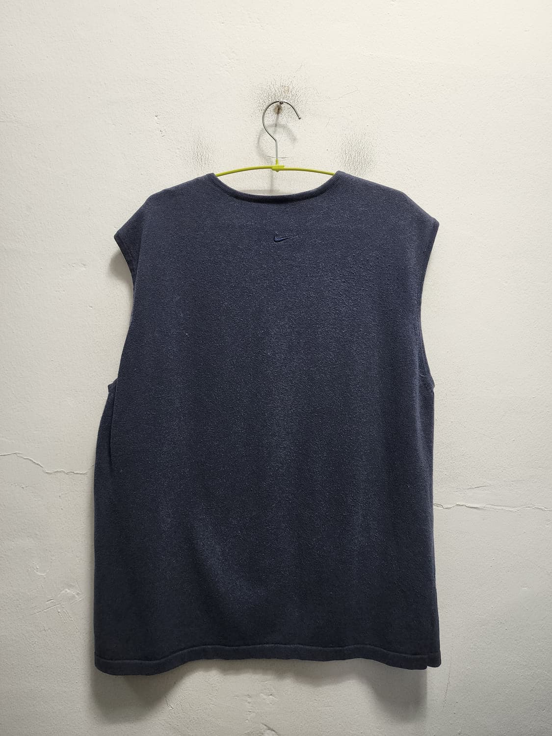 나이키 v넥 백로고 스우시 니트 베스트 상품이미지1