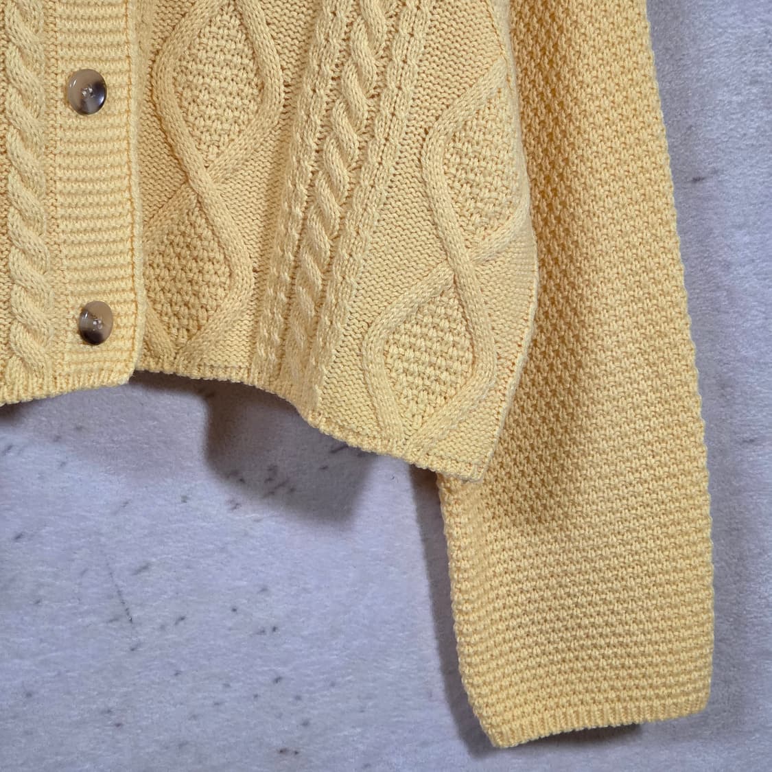 옐로우 꽈배기 크롭 니트 가디건 상품이미지3