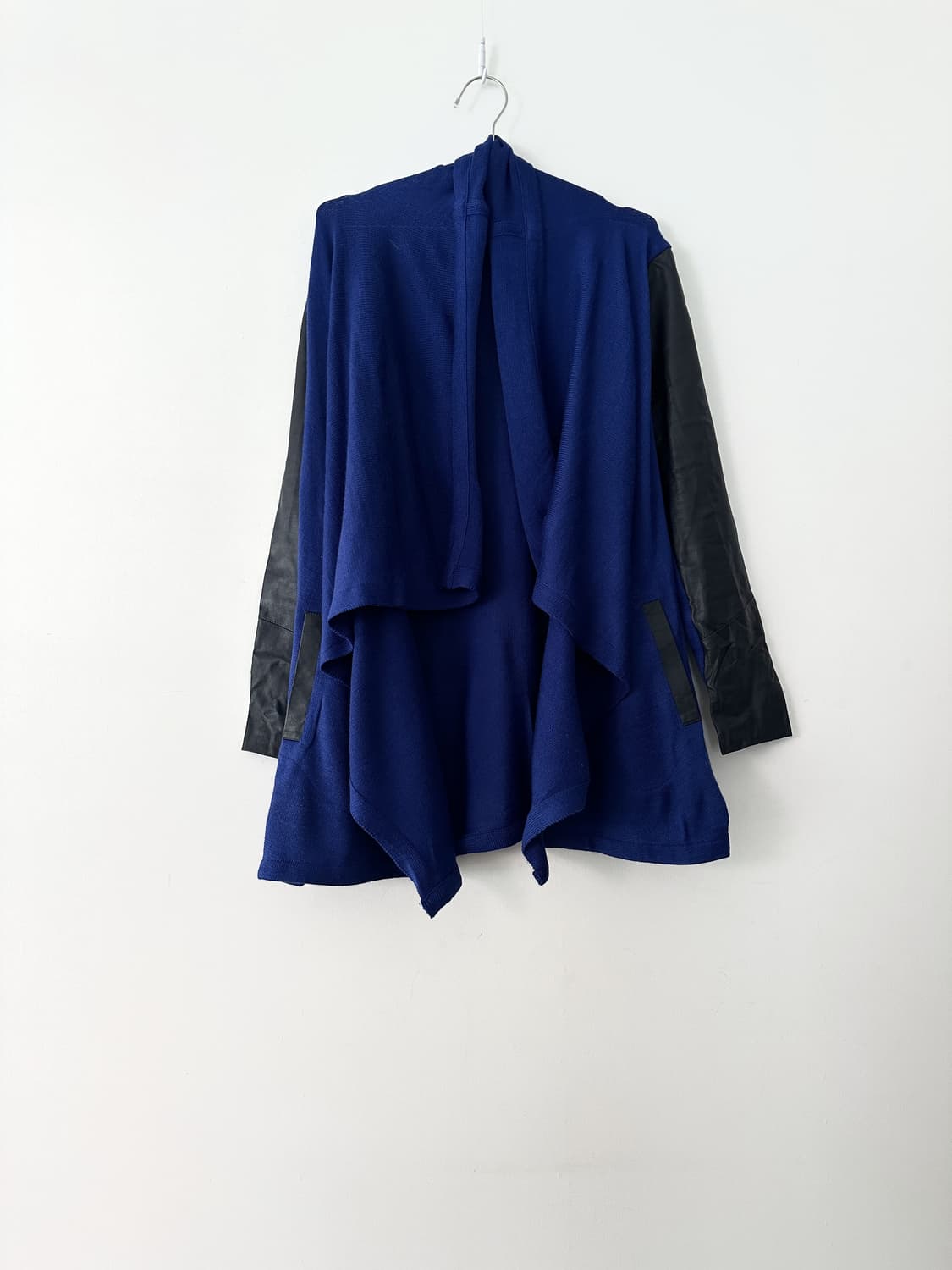 Goat lether drape cardigan 상품이미지1