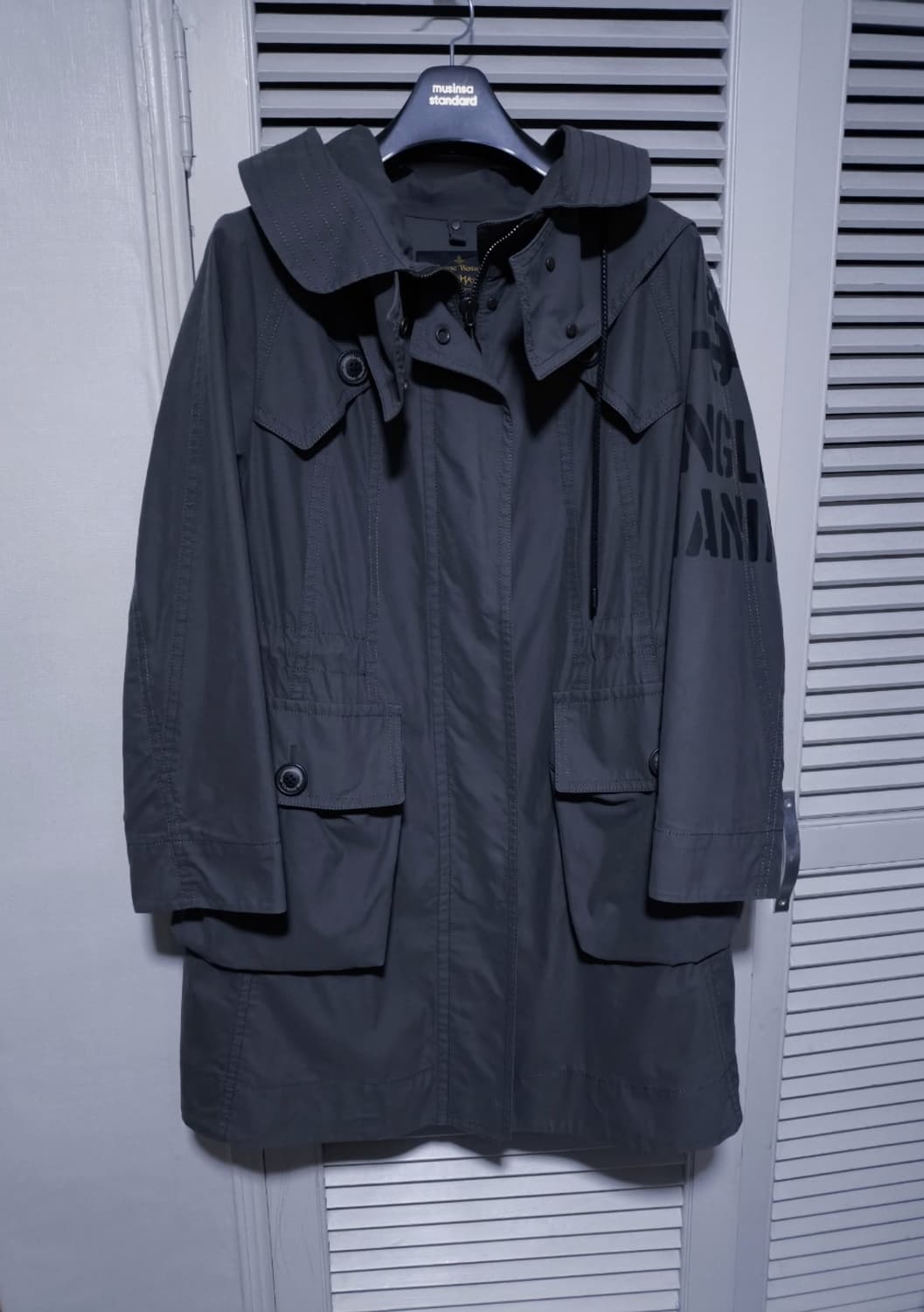 38 비비안웨스트우드 야상 코트 상품이미지1