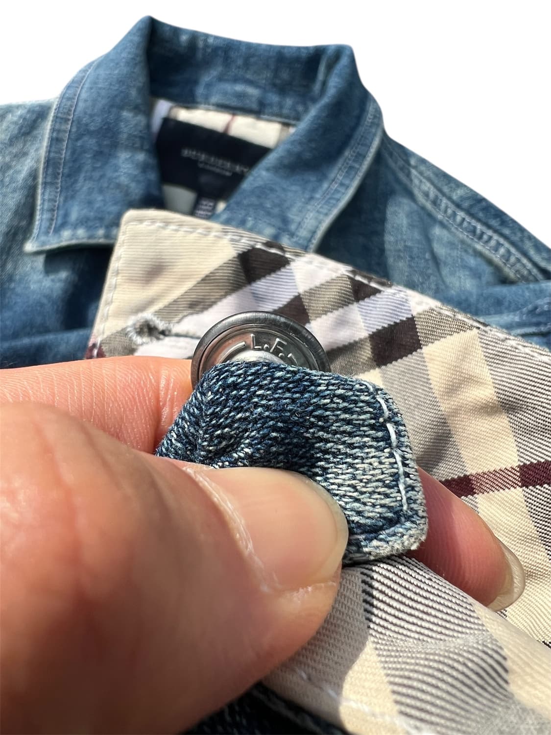 Burberry 버버리 노바체크 디테일 데님자켓 상품이미지3