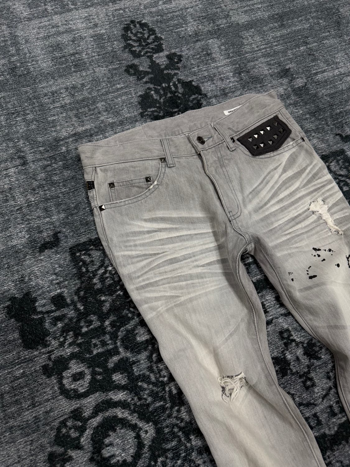 Semantic design 00s stud damaged grey de 상품이미지3