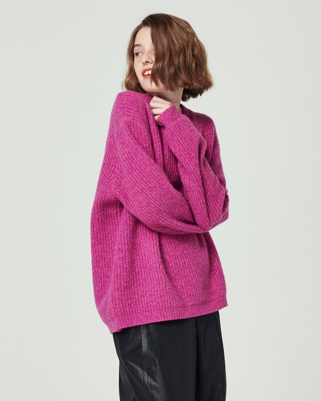 플리즈프로젝트 브이넥 렘스울 니트 핑크 상품이미지1