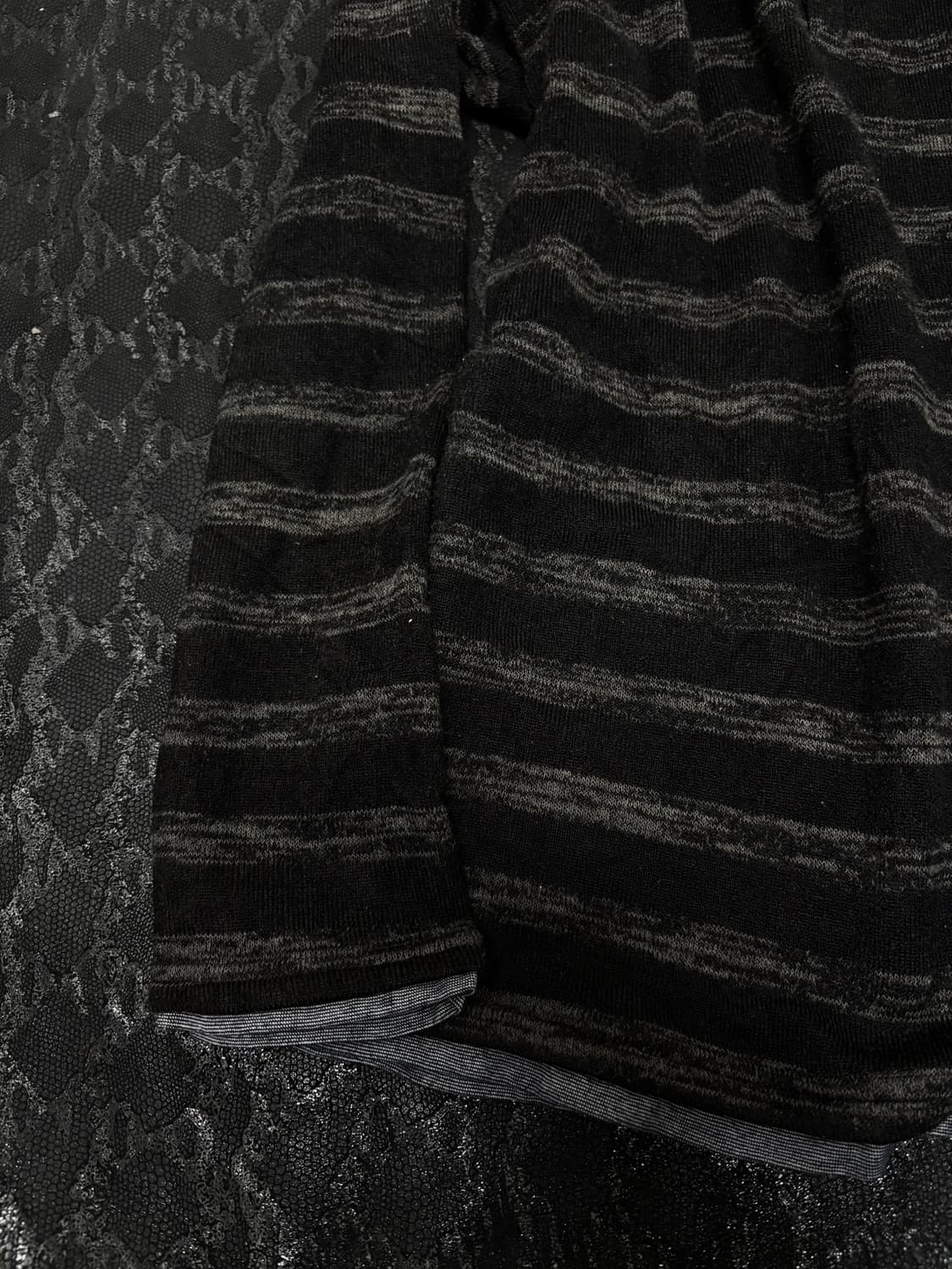 “Vintage” Black Stripe Layered Sleeve 상품이미지2