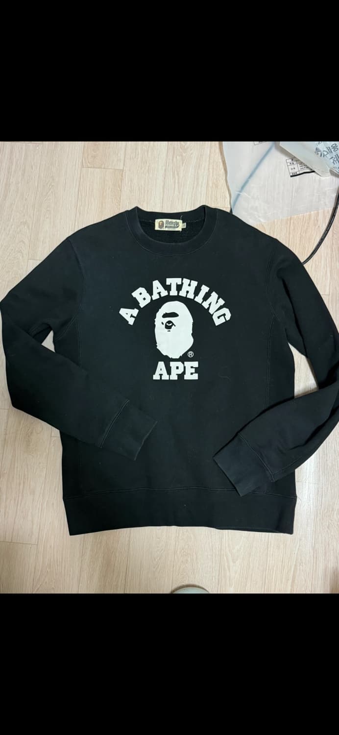 베이프 맨투맨 상품이미지1