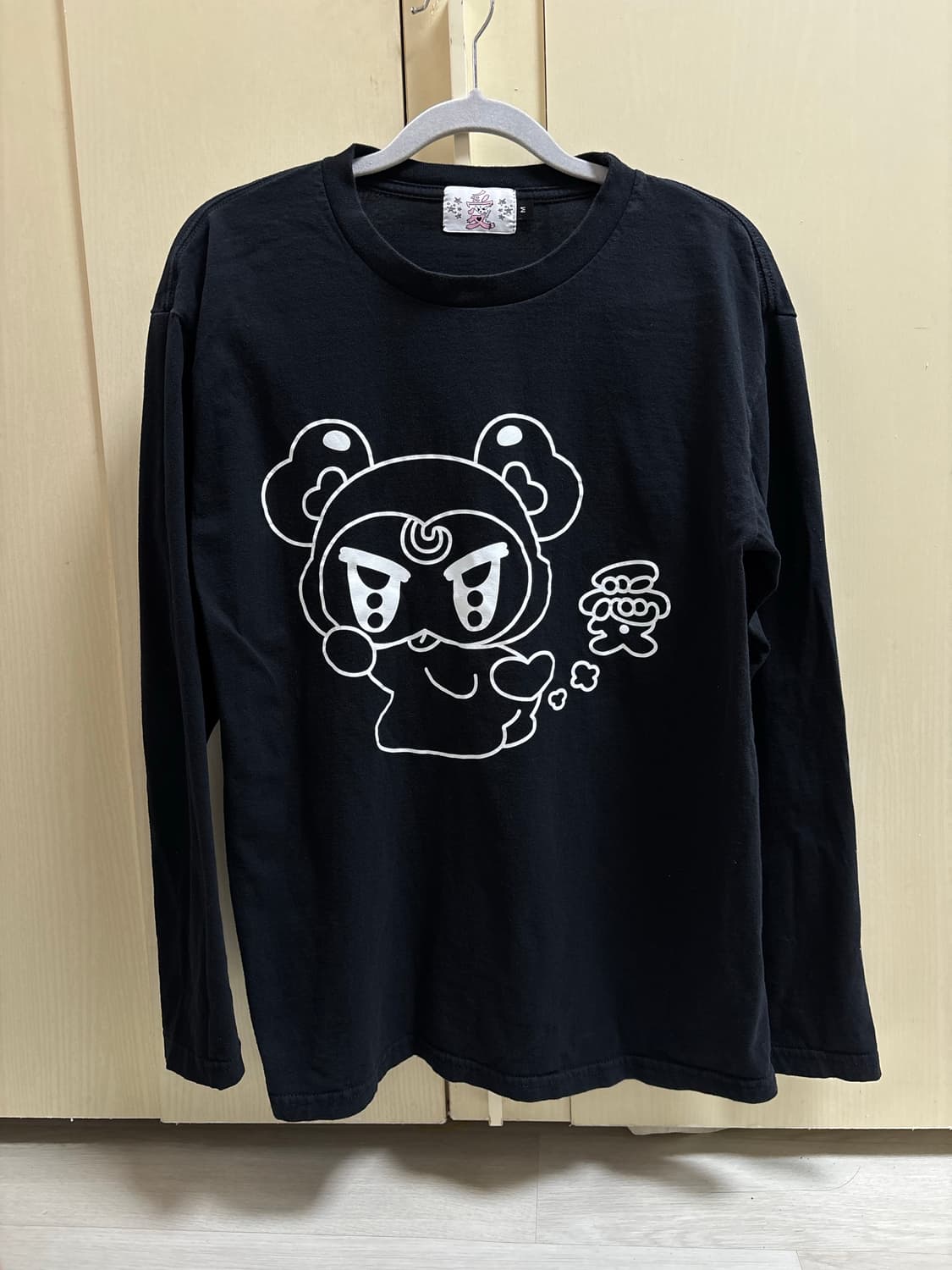 Momentel 블랙 긴팔 티셔츠 상품이미지3