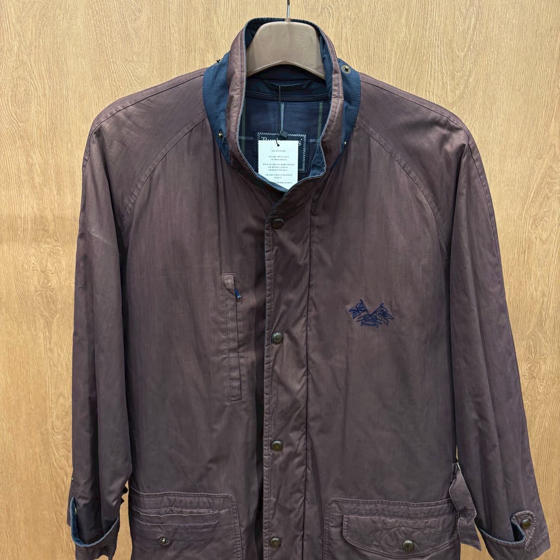 버버리 하프 코트 필드 자켓 싱글 브레스티드 스탠드 칼라 디테일 버건디 상품이미지4