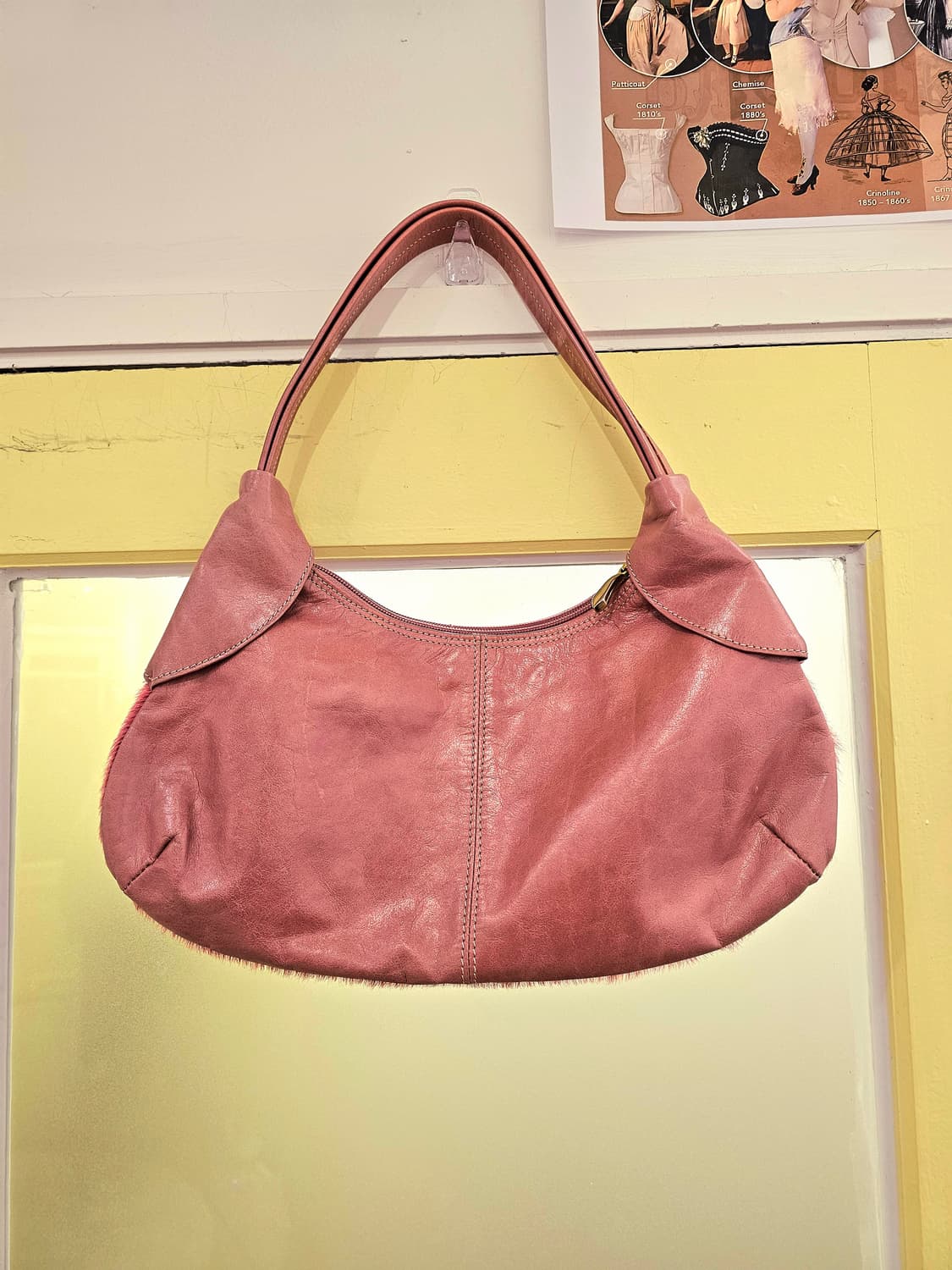 핑크 송치 레더 숄더백 상품이미지8