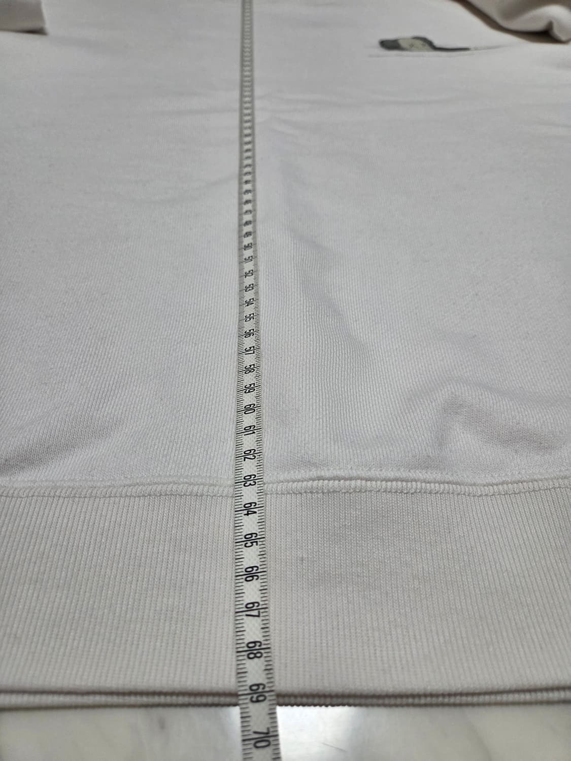 유니클로 X 카우스 스웻셔츠 상품이미지9