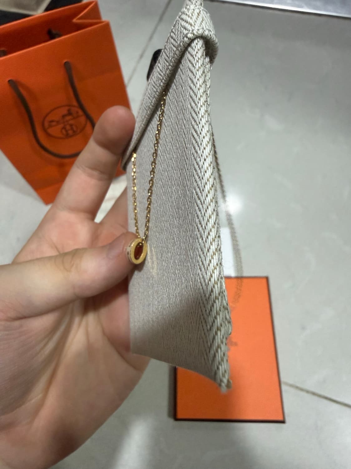 에르메스 미니 팝아슈 목걸이 풀박스 상품이미지3