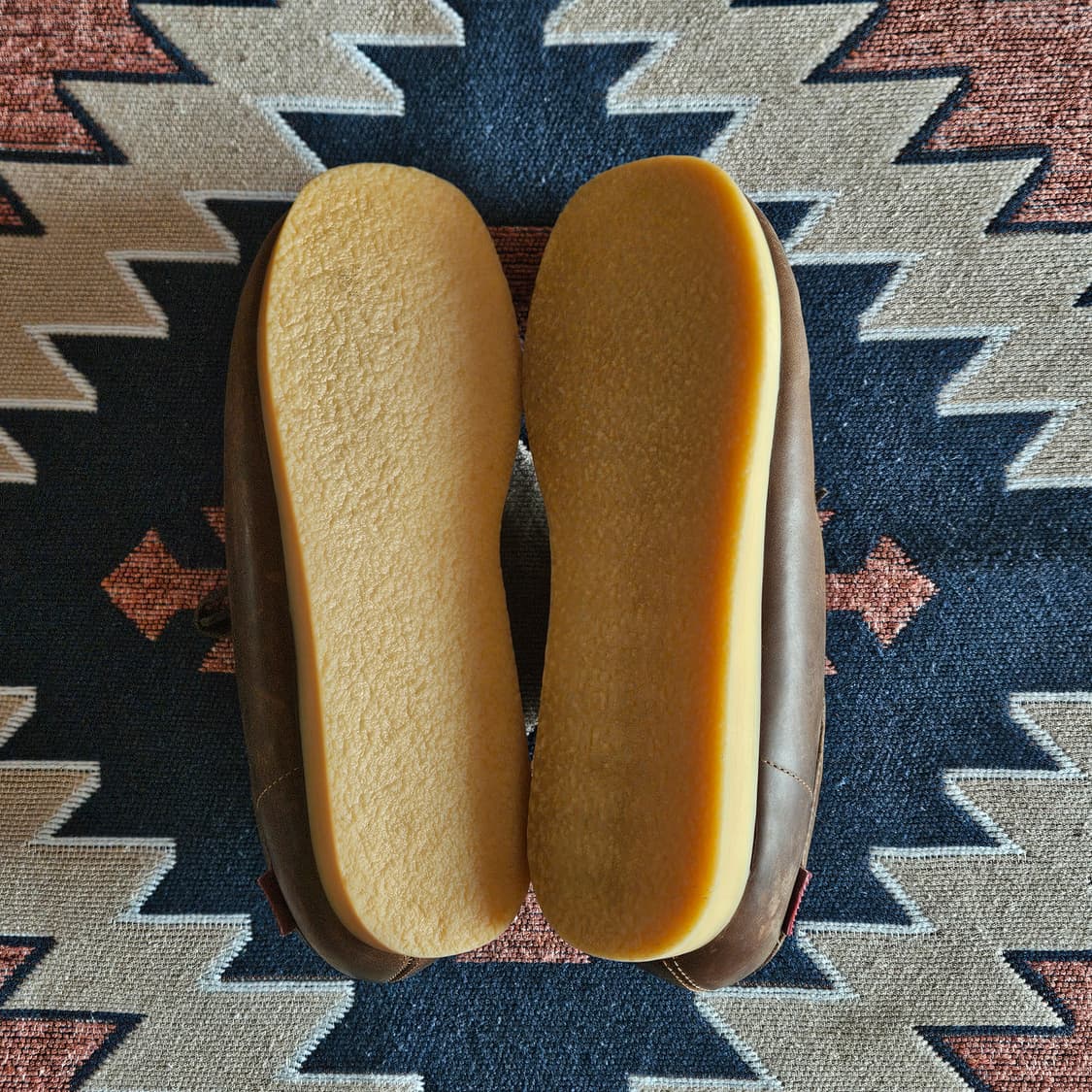 클락스 스틴슨 로우 / 비즈왁스 레더 상품이미지5