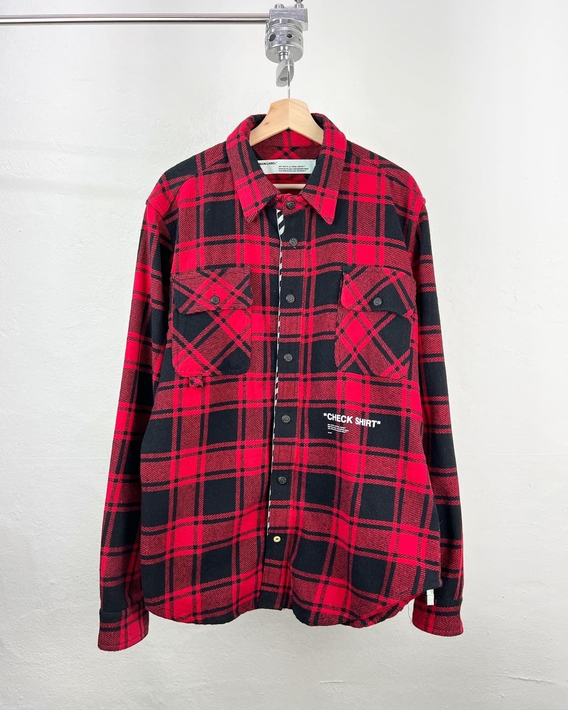 오프화이트 18SS 레드 코튼 혼방 체크 셔츠 상품이미지1