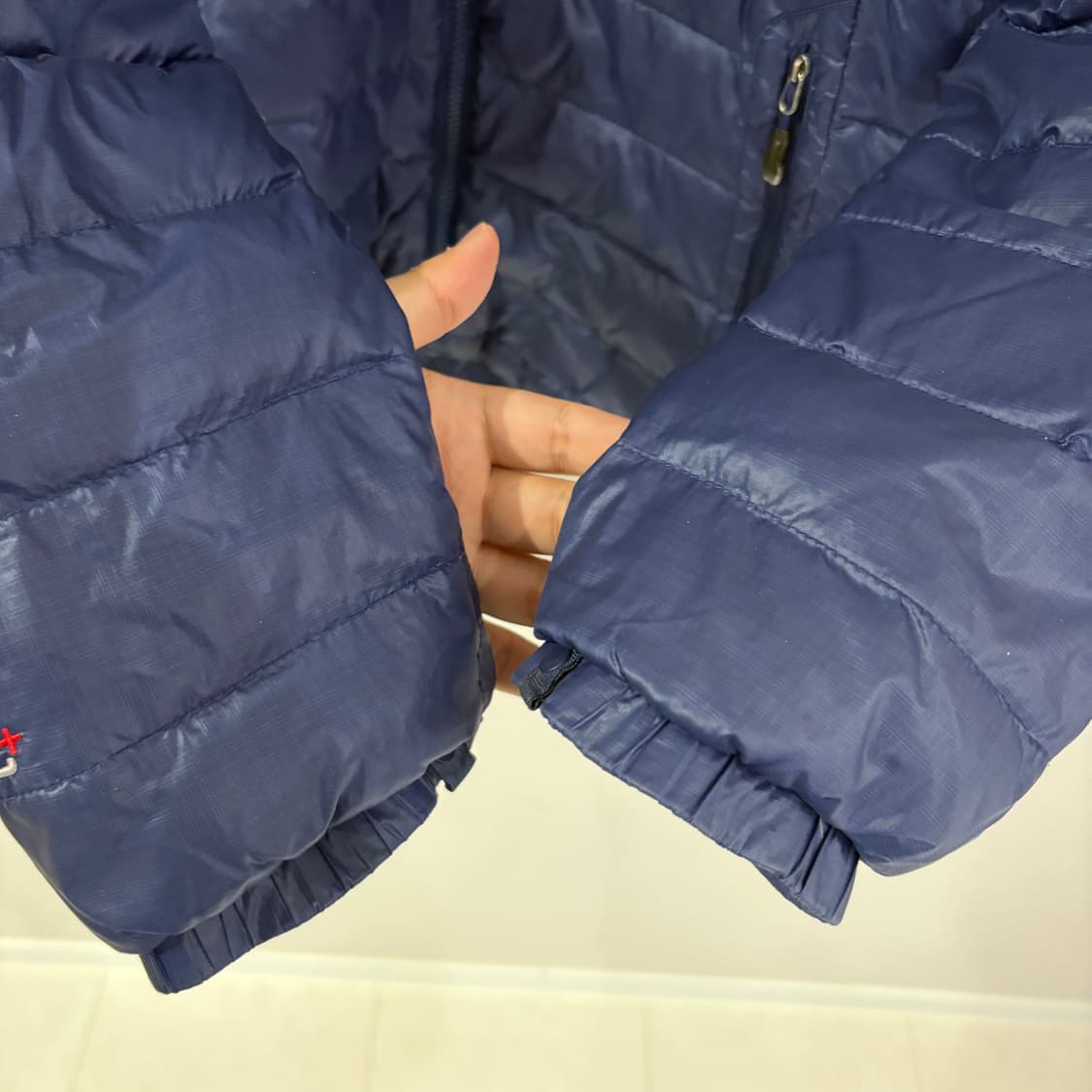 코오롱스포츠 네이비 경량 패딩 자켓 상품이미지3