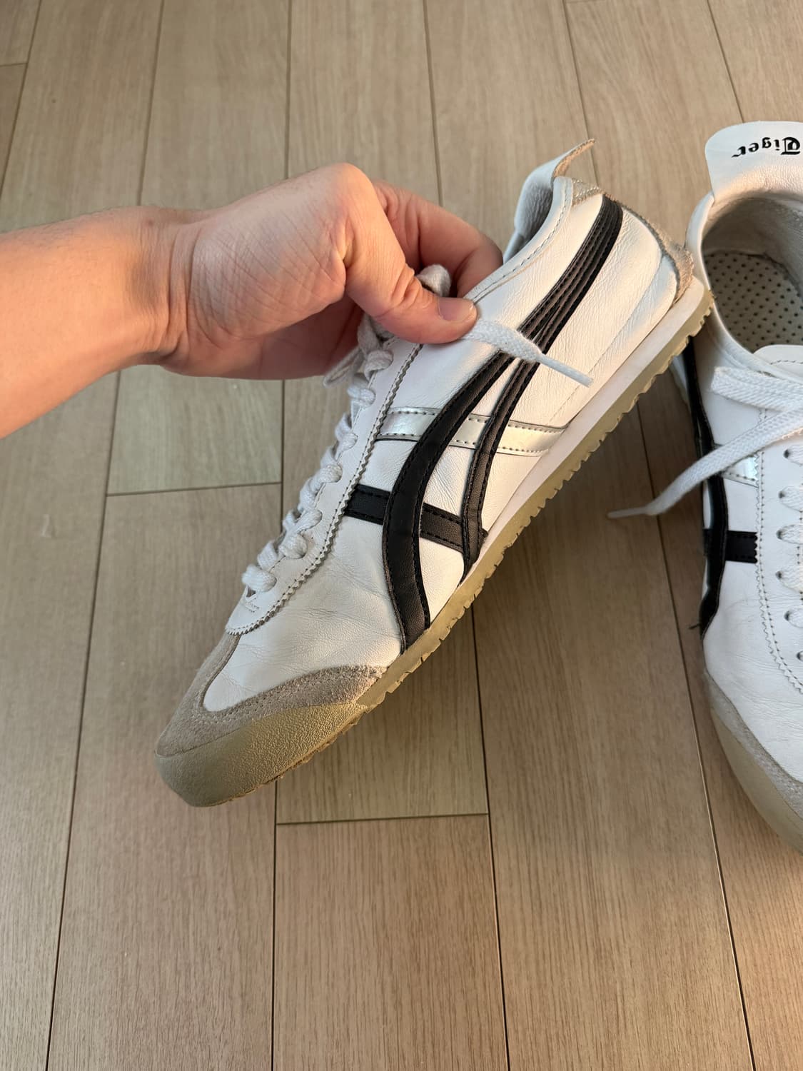 오니츠카 타이거 맥시코 66 빈티지 화이트 블랙 상품이미지3