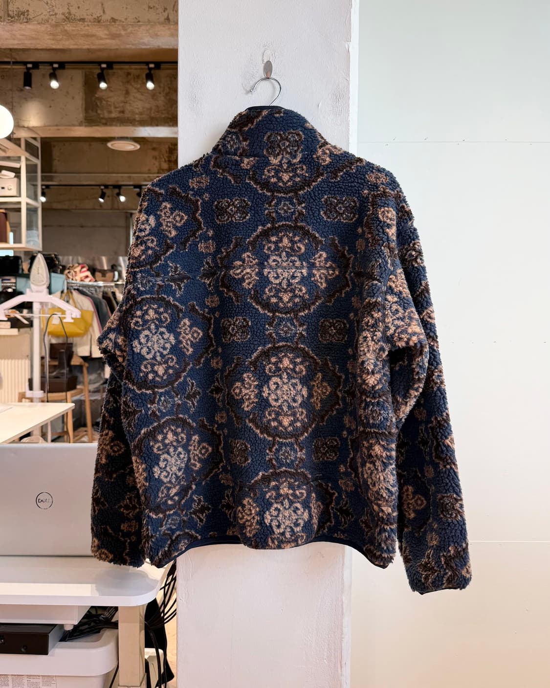 빔즈 하트 네이비 다마스크 패턴 플리스 자켓  상품이미지6