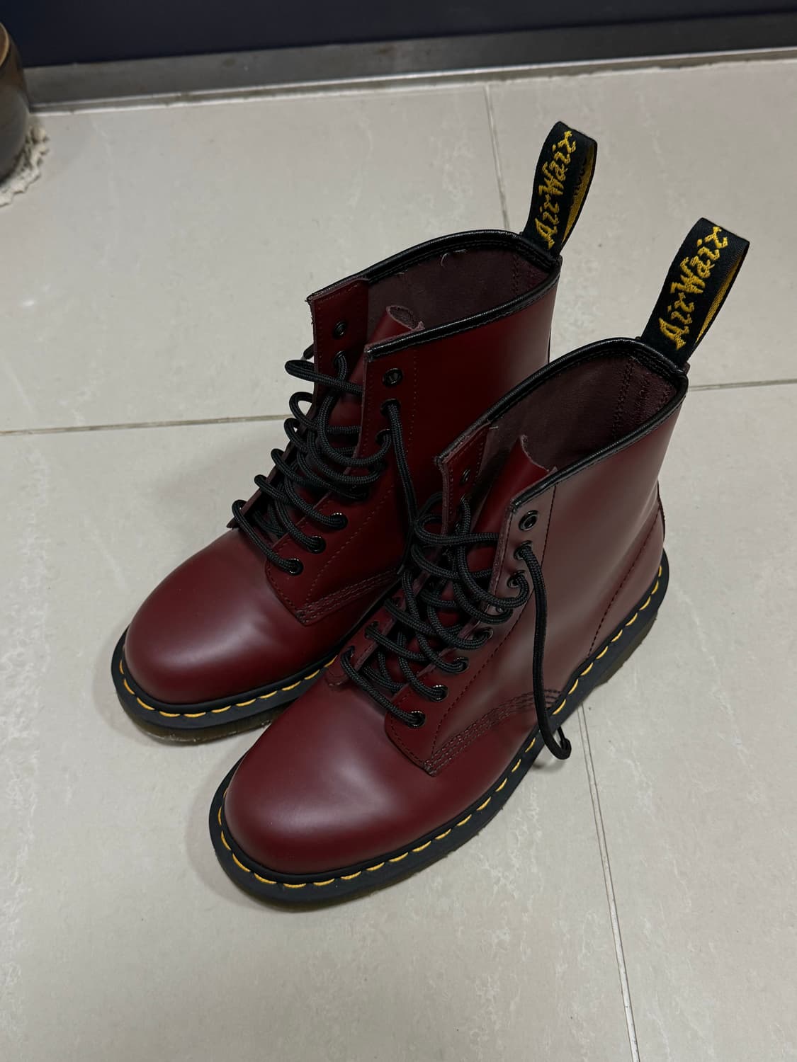 닥터마틴 1460 체리레드 상품이미지1