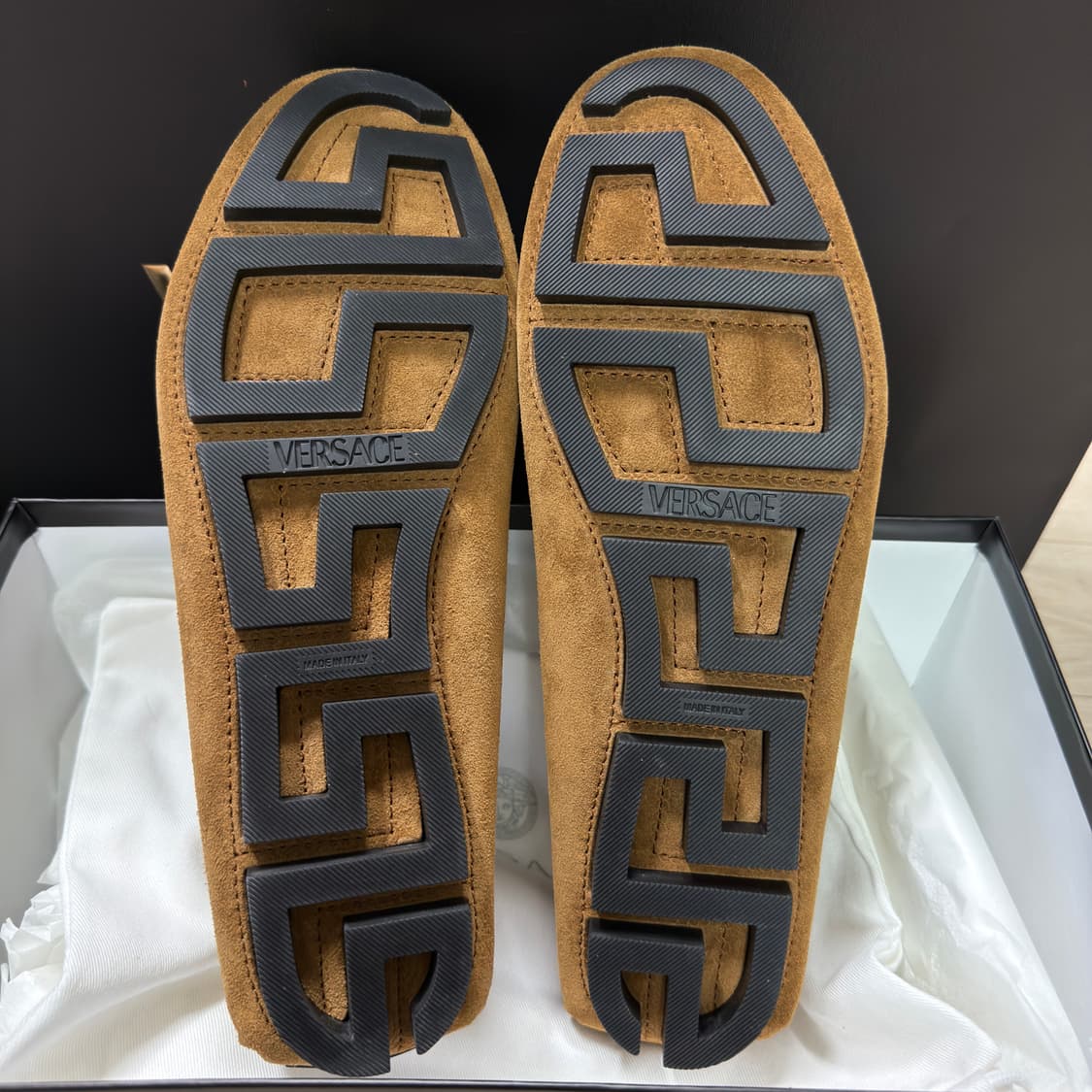 VERSACE 베르사체 스웨이드 로퍼 43 상품이미지9