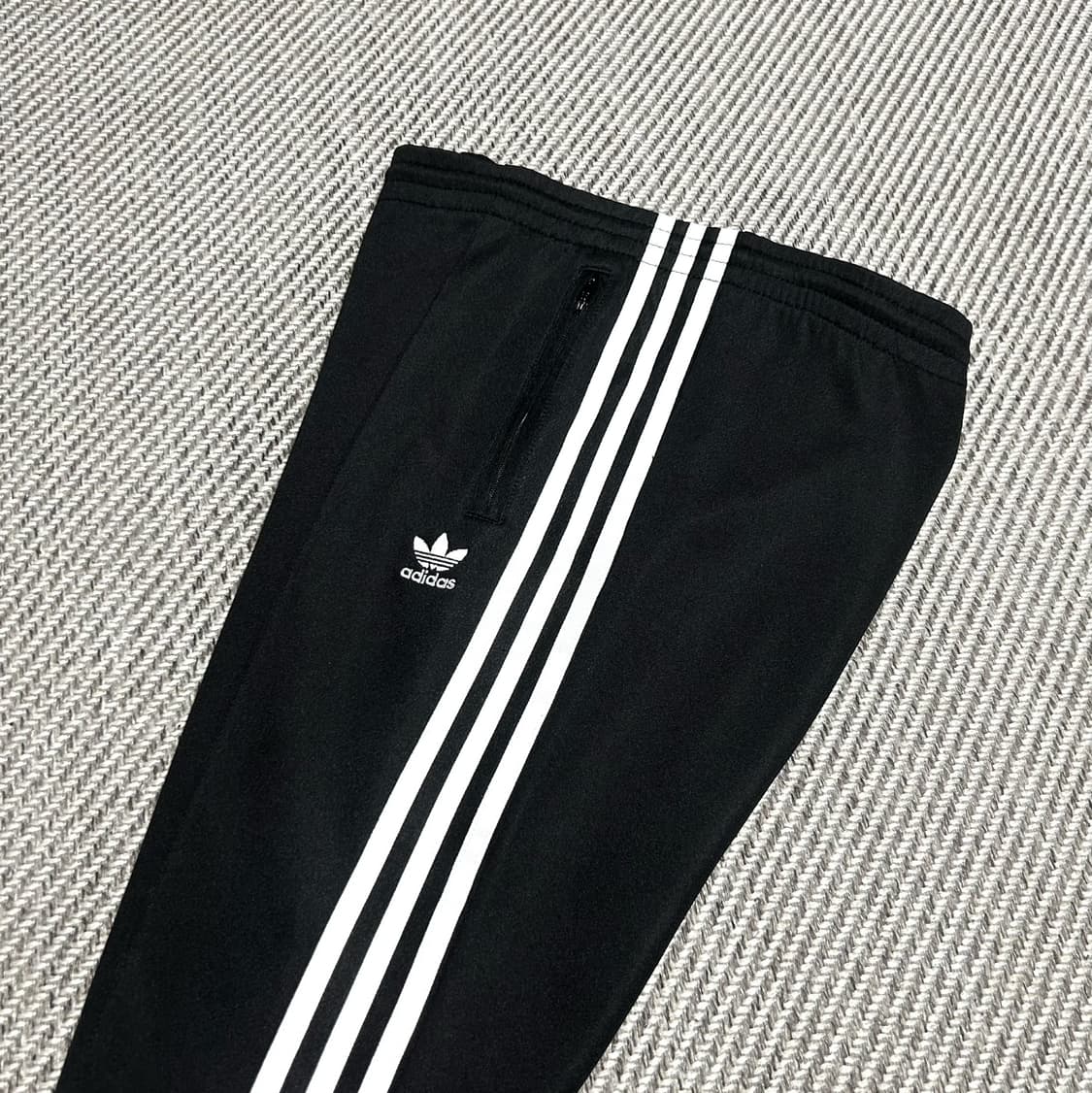 [S] adidas 아디다스 슈퍼스타 검/흰 트랙 팬츠 상품이미지2
