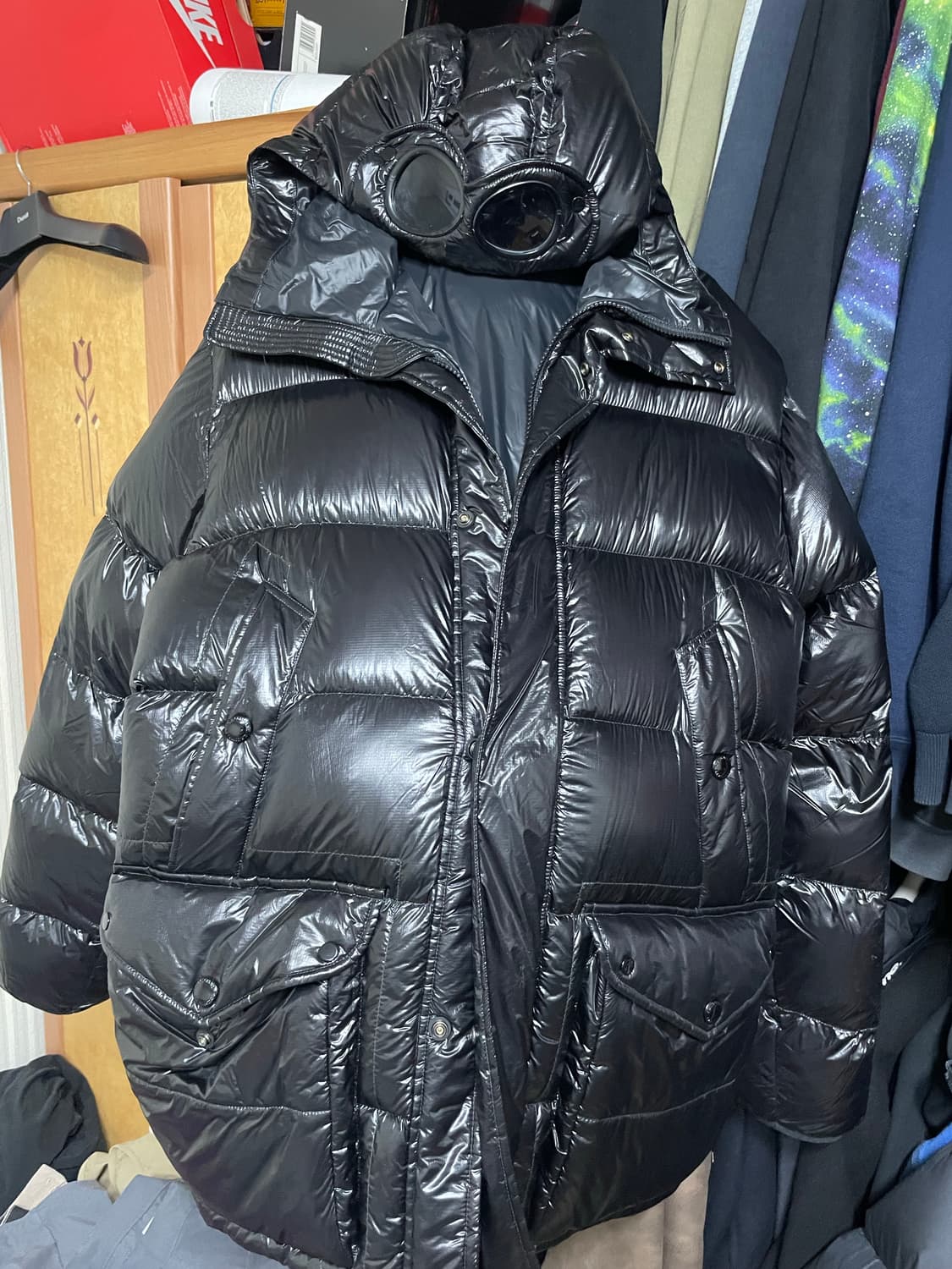 (XL 50) cp컴퍼니 씨피컴퍼니 dd쉘 유광 고글패딩 상품이미지4