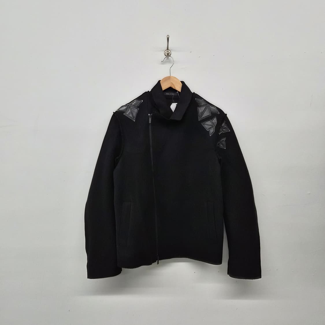 엠포리오 아르마니 숄더 패드 밀라노 스티치 자켓 블랙 남녀공용 M 상품이미지1