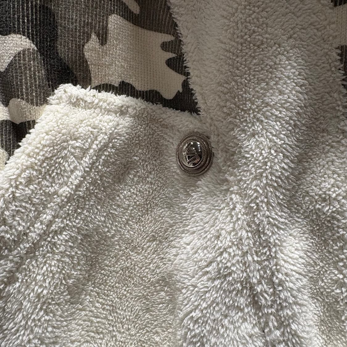 빈티지 카모 퍼 후드 오버핏 자켓 상품이미지2