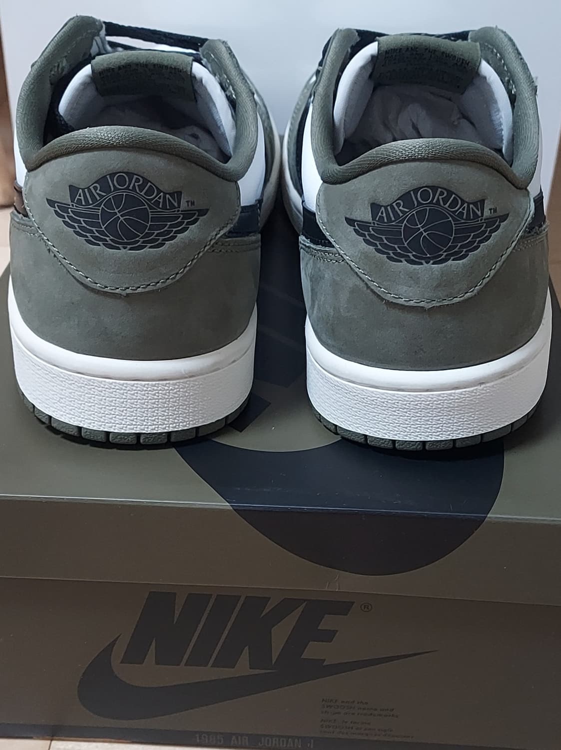 (280)나이키 조던1로우 OG 미디엄 올리브 블랙  상품이미지5