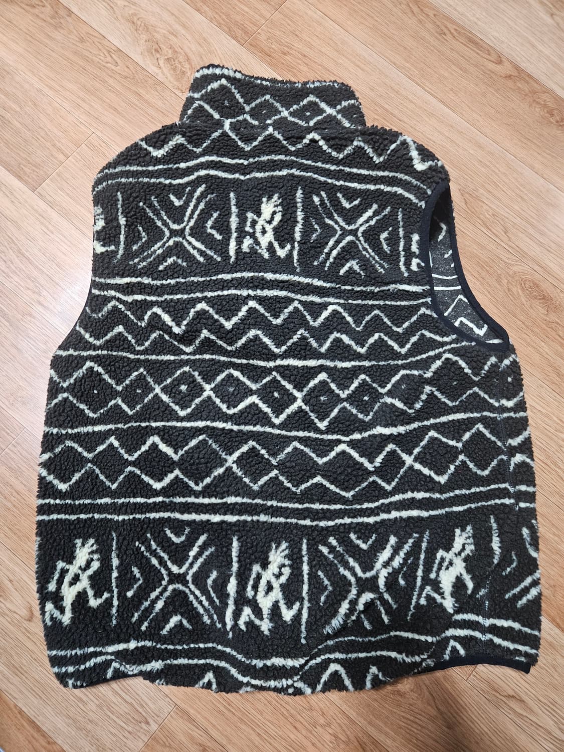 디스이즈네버댓 x 그라미치 플리스 베스트 브라운 조끼 후리스  상품이미지5