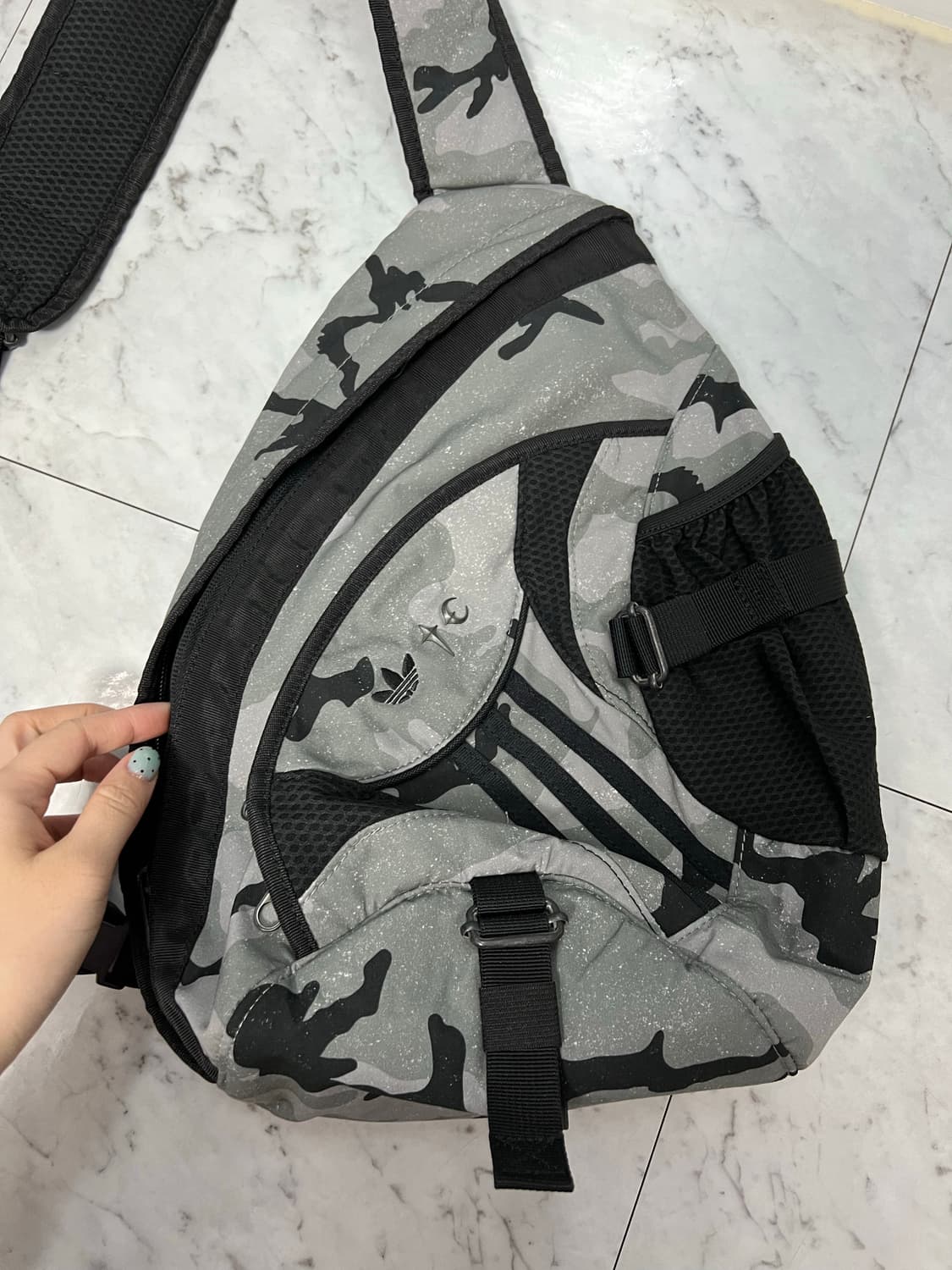 아디다스 떠그백 상품이미지2