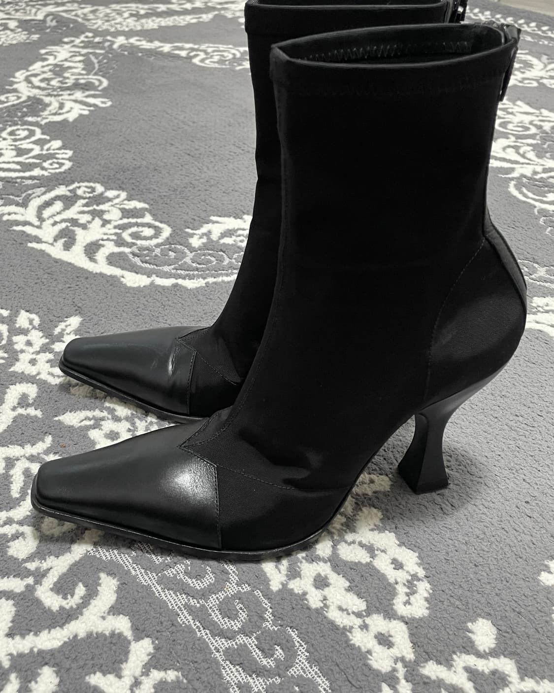 Celine Madame Leather Ankle Boots 상품이미지3