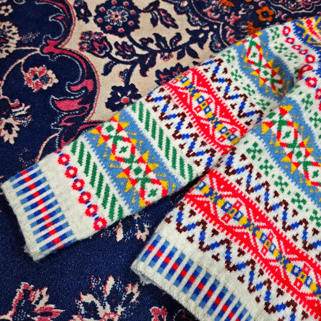 LTMS 레인보우 에스닉 라운드넥 버튼 가디건 Free 상품이미지3