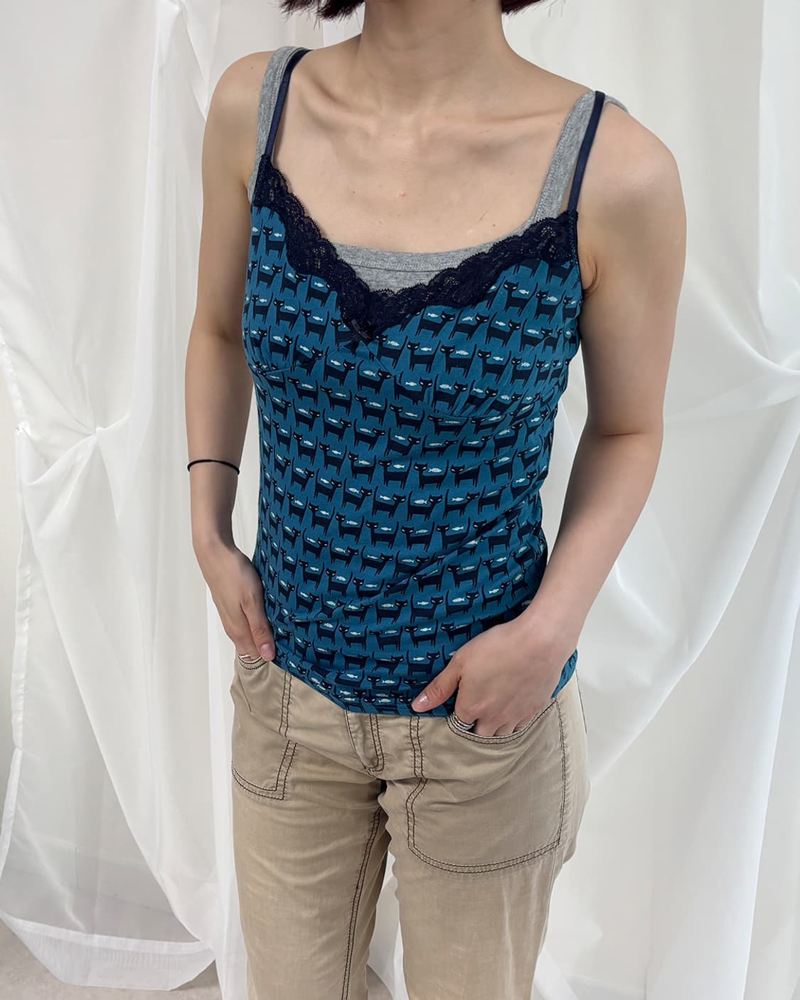 UNIQLO neko fish pattern lace sleeveless 상품이미지8