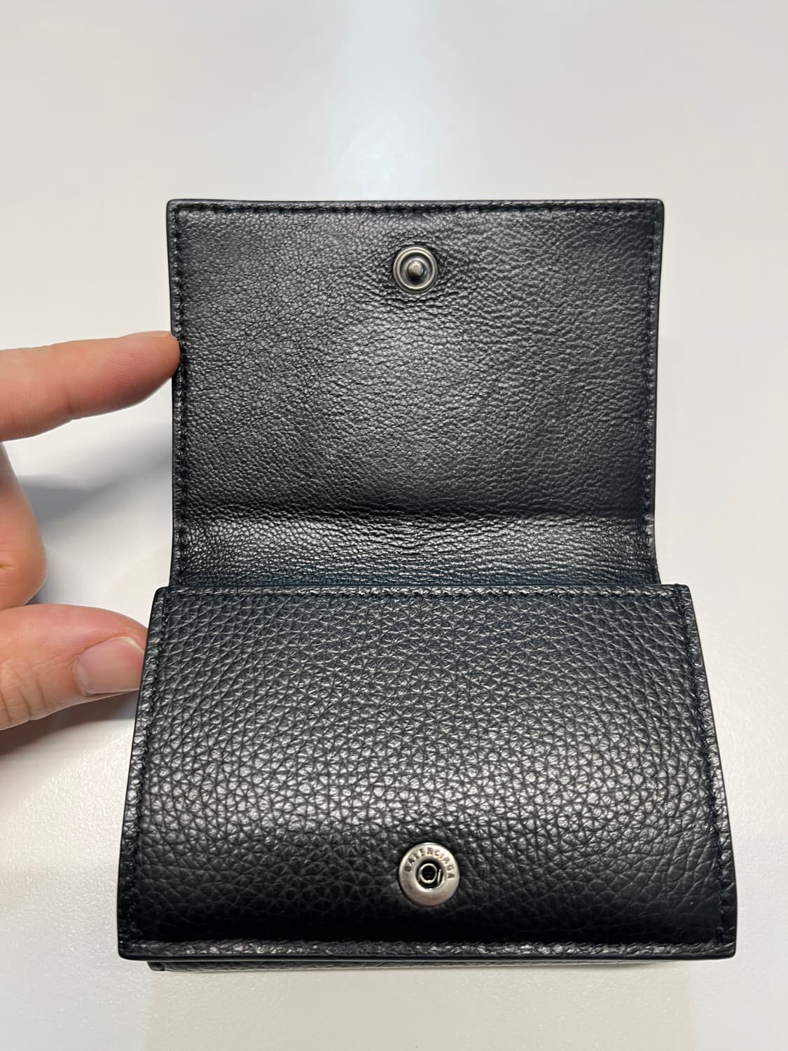 발렌시아가 에센셜 미니월렛 (여성 3단 지갑) 판매. 상품이미지6