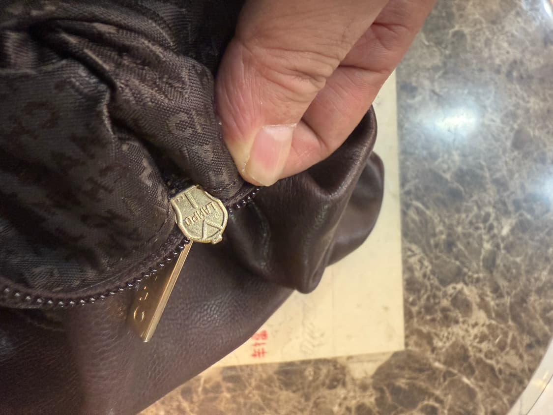 정품 샤넬 캐비어 토트백 팝니다 상품이미지8