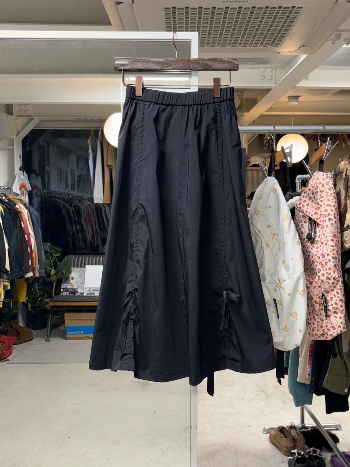 Grand succes 셔링 나일론 롱스커트 상품이미지1