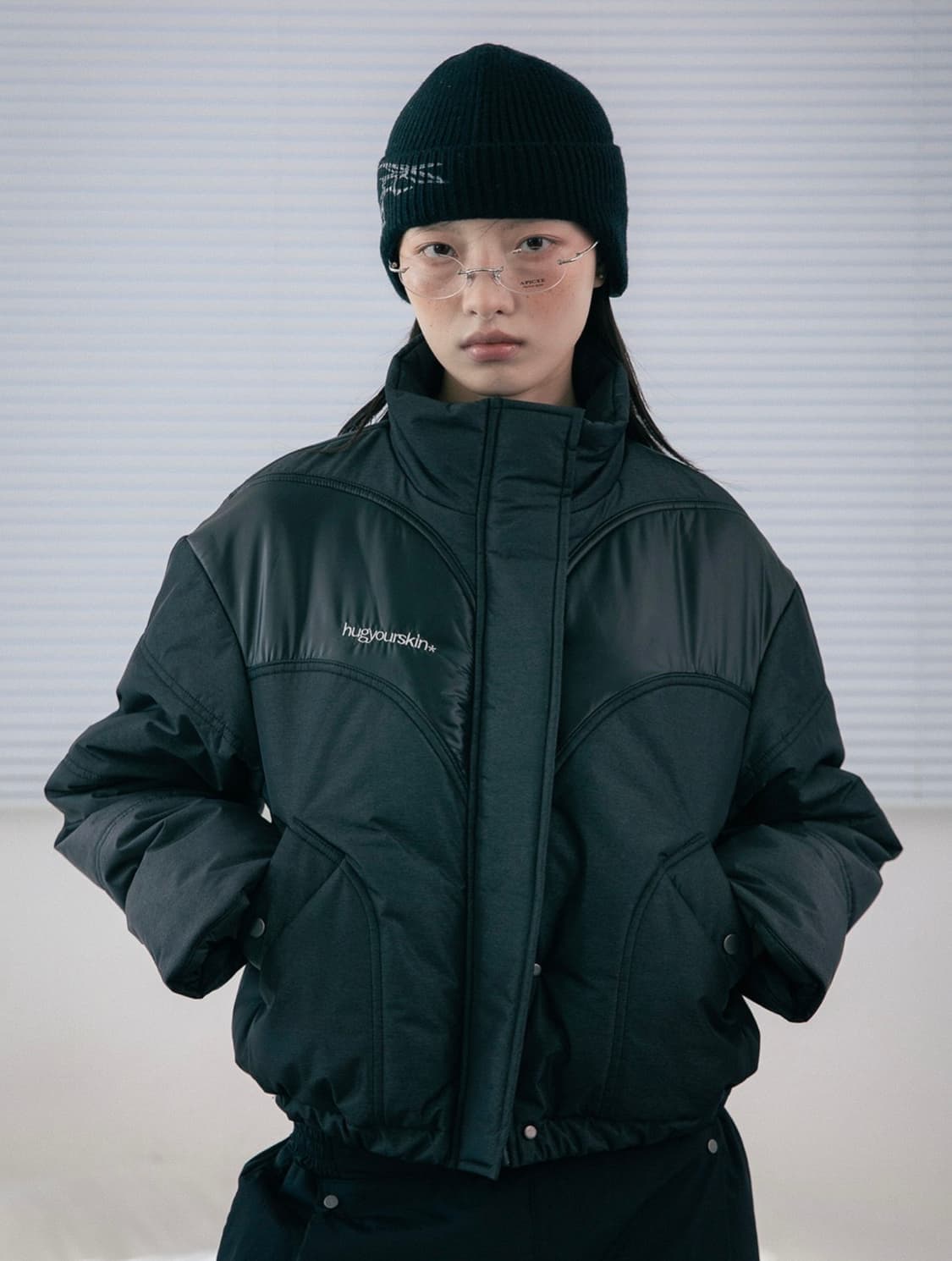 네고가능) 허그유어스킨 패딩 블랙 상품이미지2