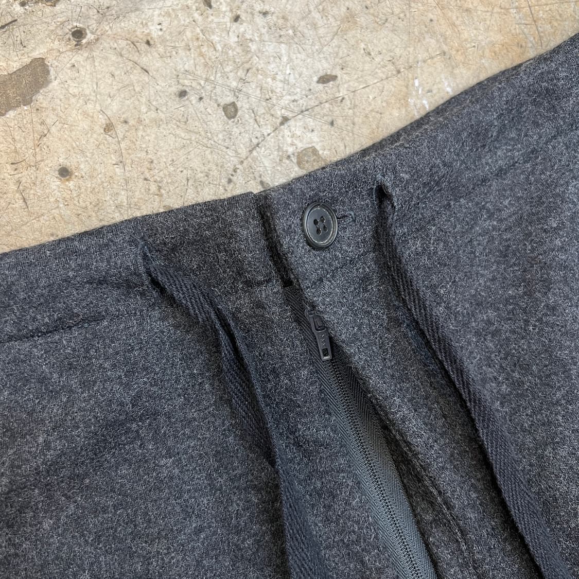 마가렛호웰 울 스트랩 스커트 상품이미지3