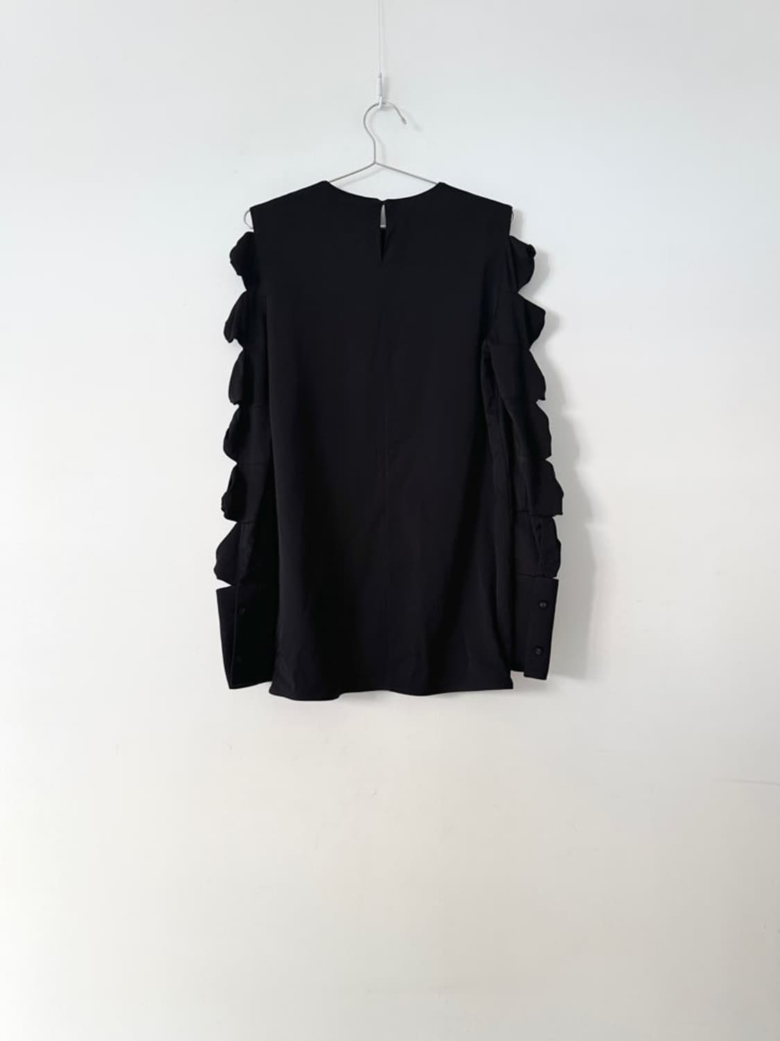 Side slit ribbon blouse / black 상품이미지4
