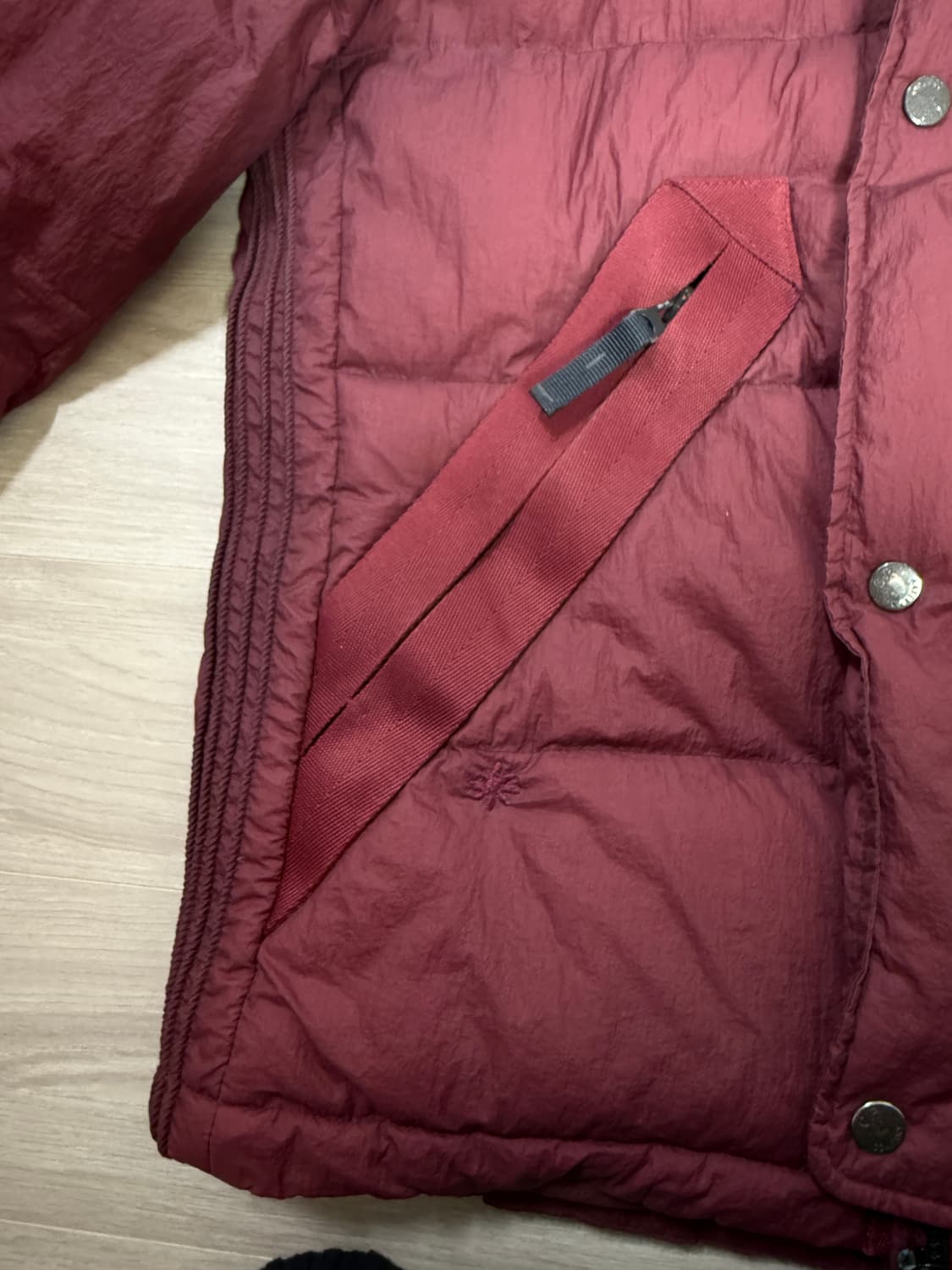 [정품] CP컴퍼니 가먼트 다잉 고글 후드패딩 상품이미지4