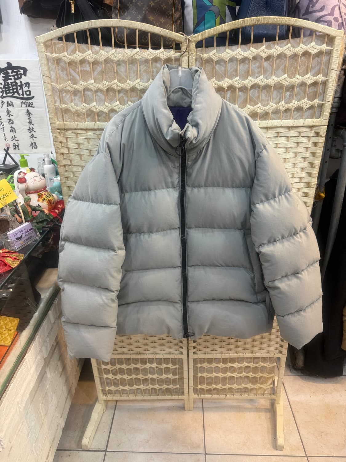 48/100 정품 솔리드옴므 패딩 팝니다 상품이미지1