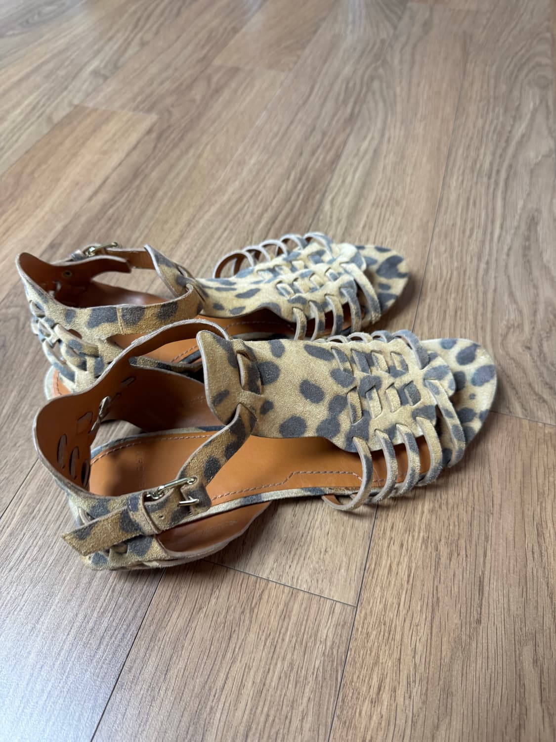 [GIVENCHY] 지방시 레오파드 샌들 245 상품이미지5