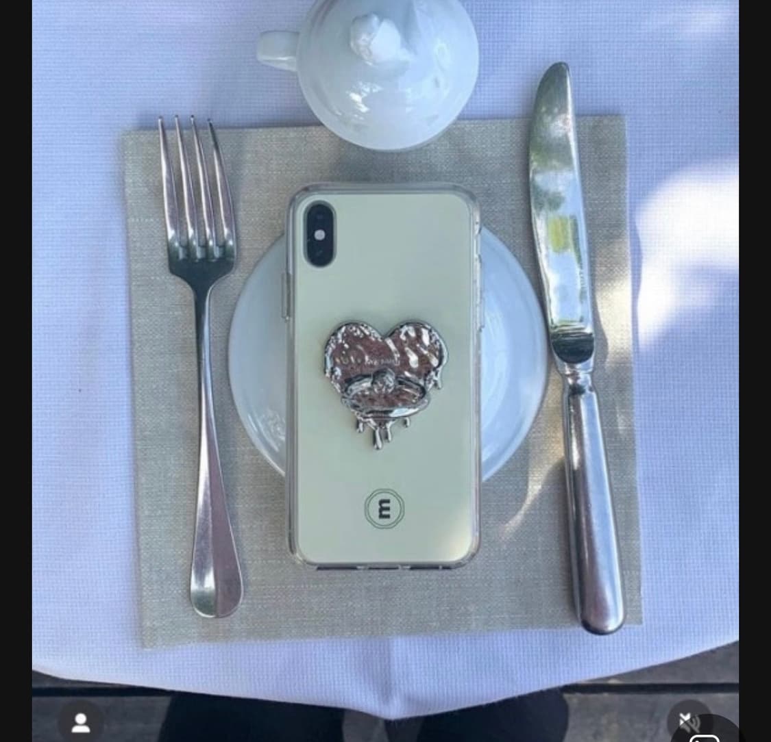 (새상품) 미닛뮤트 도쿄 한정 버터 케이스 아이폰 15 상품이미지1