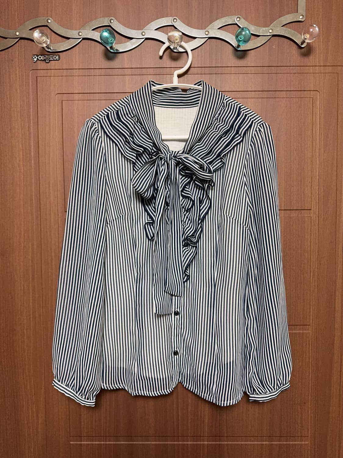 로걀 갸루 빈티지 스트라이프 보우타이 리본 쉬폰 블루 블라우스 상품이미지1