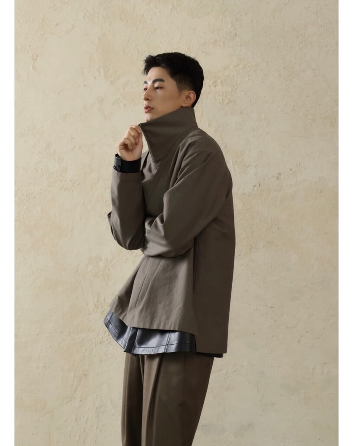 새상품) 디아뎀 Diadem 브이라인 집업 셔츠 상품이미지2