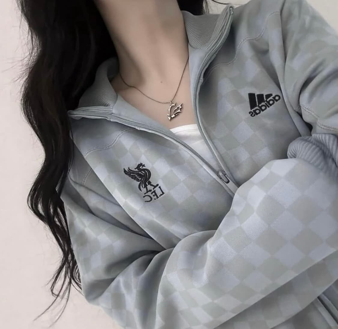 아디다스 리버풀 그레이 체크 져지 상품이미지1